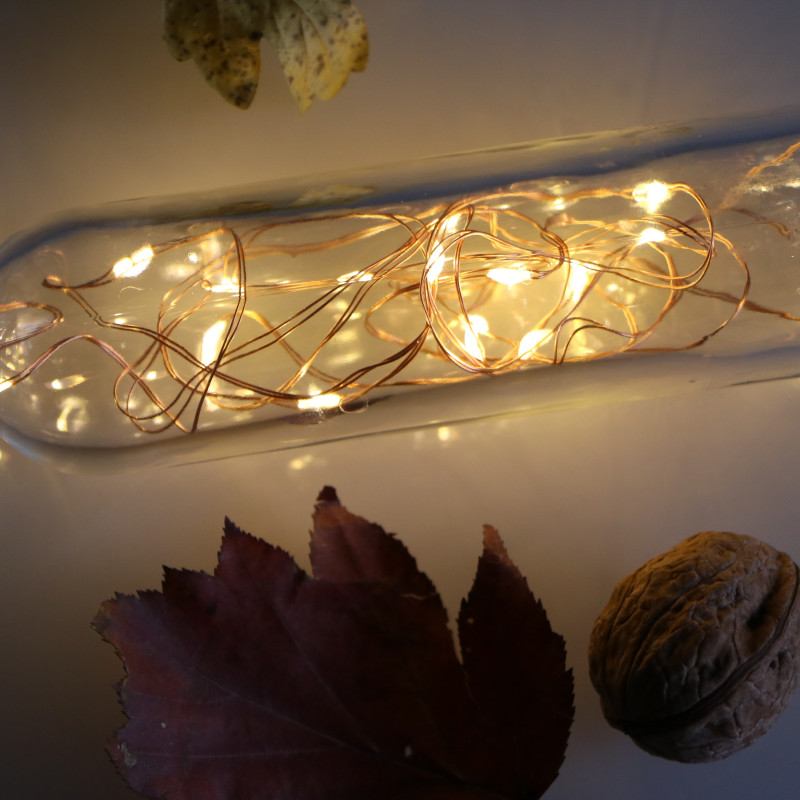 Elemes meleg fehér mikroLED fényfüzér 2m, 20 LED rézdróton
