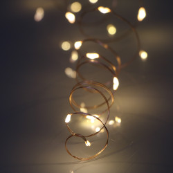 Elemes meleg fehér mikroLED fényfüzér 2m, 20 LED rézdróton