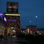 Market Central Ferihegy bevásárlópark Karácsonyi fénydekorációja - La Belle
